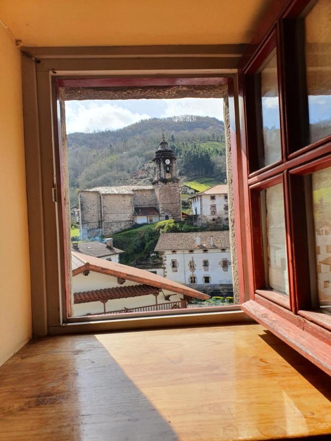 Herriko Ostatua Zubieta Esterno foto